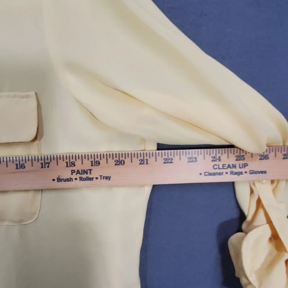 Olivia Button Down Shirt Womens Size M Yellow Cotton Blend